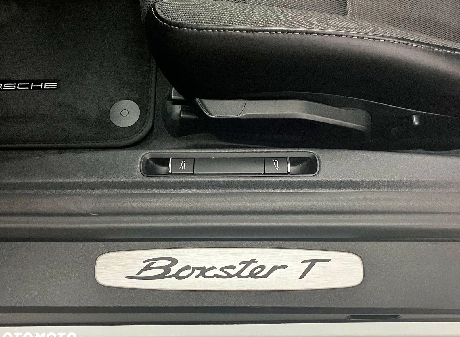 Porsche 718 Boxster cena 319000 przebieg: 35208, rok produkcji 2020 z Andrychów małe 781